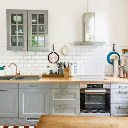 Grosszuegige Altbauwohnung In Bestlage Hamburgo Exterior foto