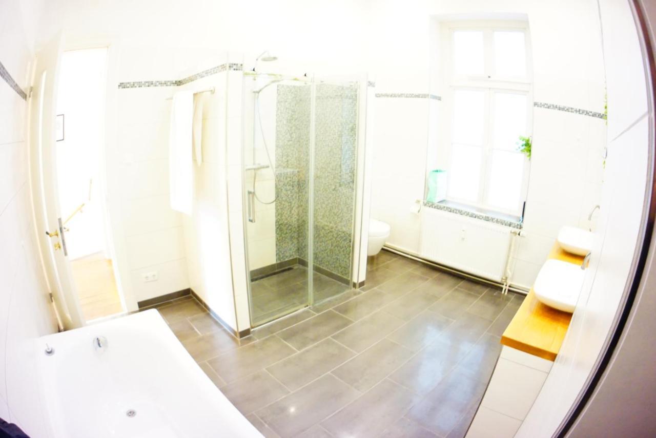 Grosszuegige Altbauwohnung In Bestlage Hamburgo Exterior foto